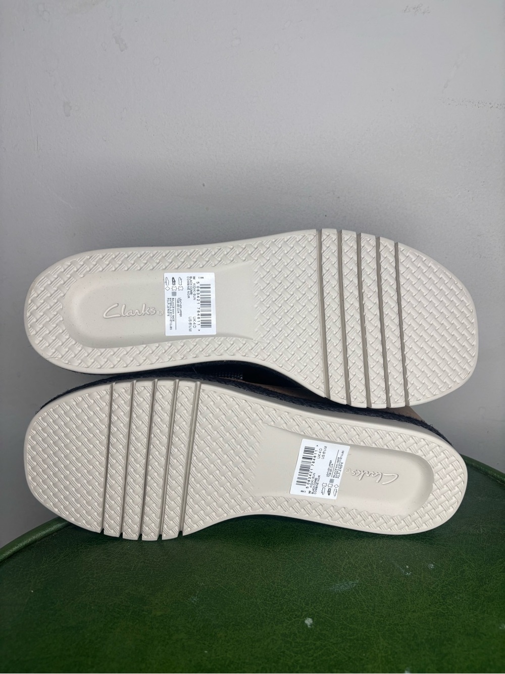 Clarks Kidiki Sun Black Wedge Sandals Size 6.5 NWT New - Picture 5 of 6